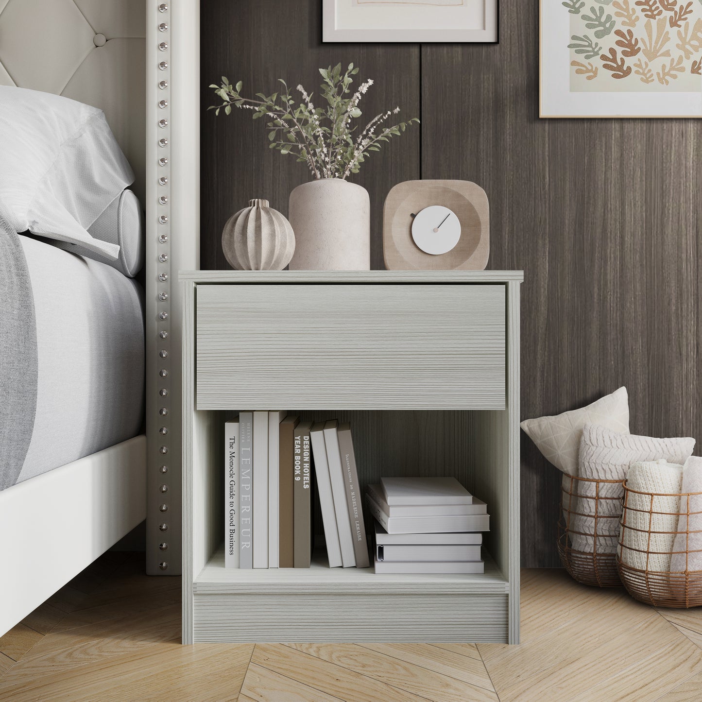Pedri Clean-Lines One Drawer Nightstand