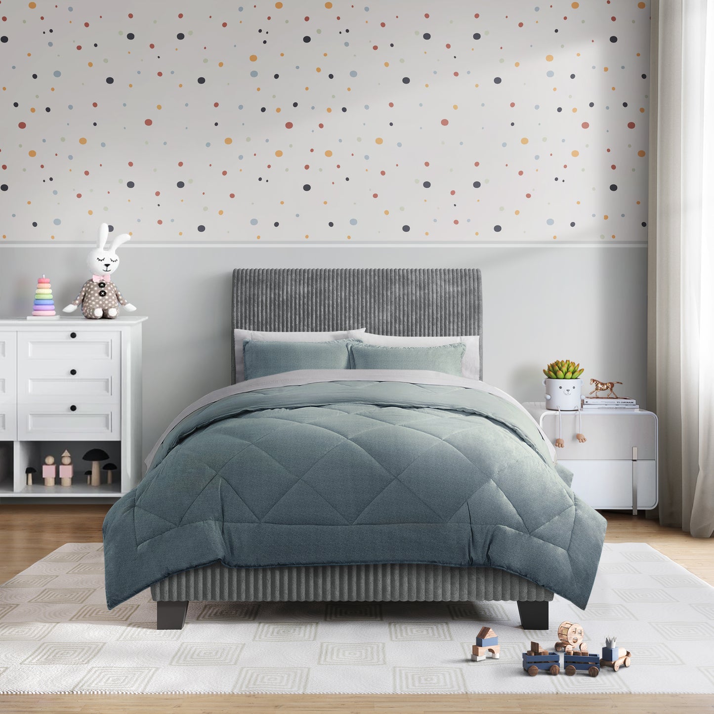Pravesh and Chic Velvet Upholstered Bed